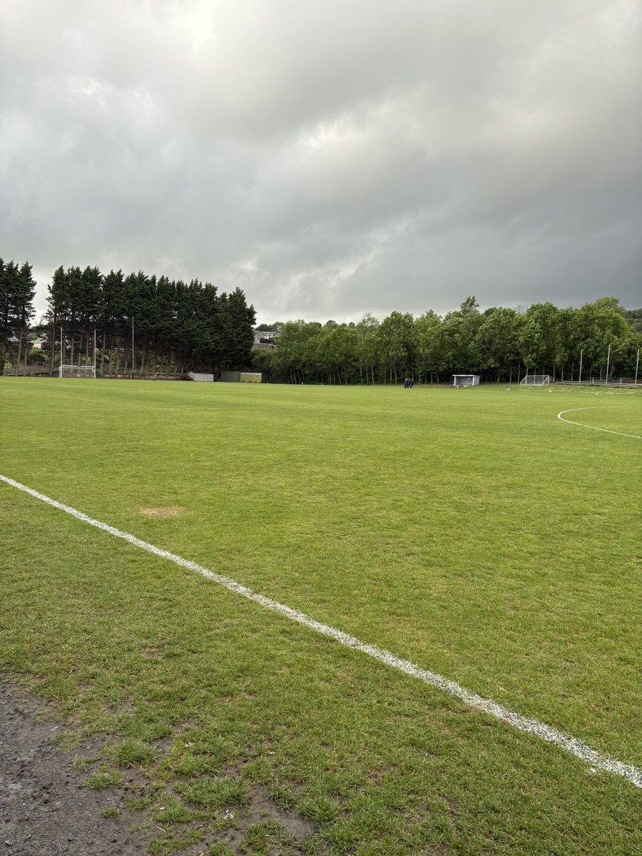 All over and it’s a win , we’ll stay in Division 1A for 2026 

At full-time it’s Clarecastle 4-16 (28) to Cratloe 2-18 (24) 

Savage performance from 1-20 🖤🤍