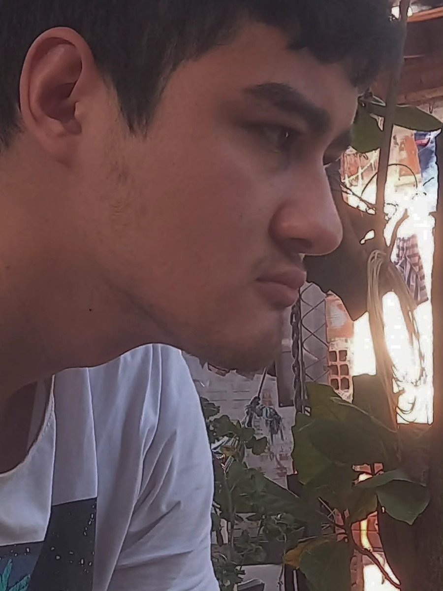 ▶️A COMPARTIR, POR FAVOR | ​​​​​​​​​​​​🙏

​​🛑Elías, el joven desaparecido con TEA, fue visto en la zona de San Pablo, bajando la Victoria.

📌Él se encuentra desorientado, delgado, con un conjunto marrón o gris y con crocs. Además, suele hacer movimientos peculiares con las