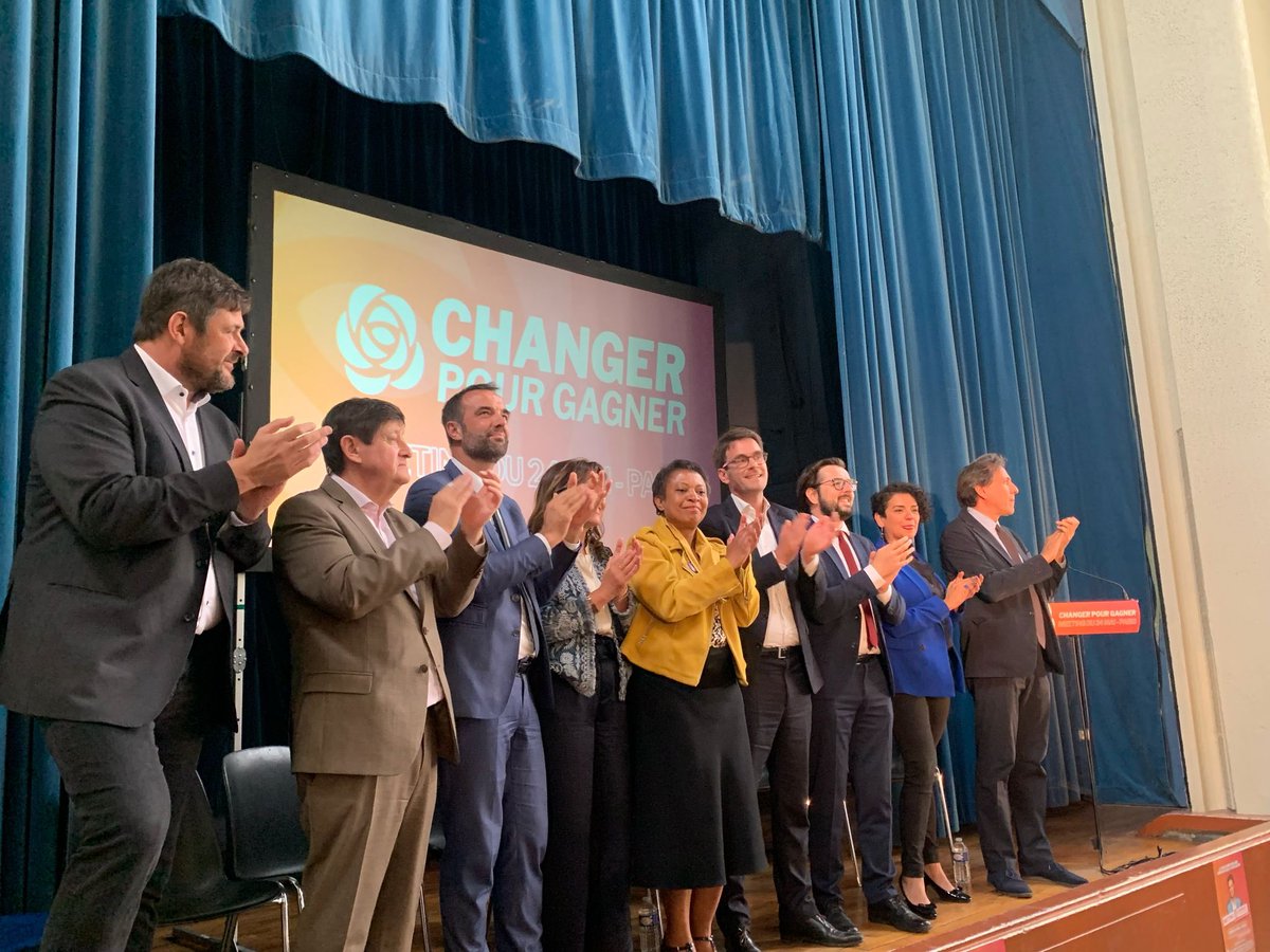 Hélène Geoffroy (@helenegeoffroy) on Twitter photo 🌹Merci au millier de camarades réunis aujourd’hui à Paris et en visio autour de @NMR et des signataires de <a href="/Changer_PS/">Changer pour gagner 🌹</a>.
Nous voulons un nouveau socialisme, clair, populaire, universaliste et républicain.
Aux socialistes dispersés, plus nombreux à l’extérieur qu’à 🌹Merci au millier de camarades réunis aujourd’hui à Paris et en visio autour de @NMR et des signataires de <a href="/Changer_PS/">Changer pour gagner 🌹</a>.
Nous voulons un nouveau socialisme, clair, populaire, universaliste et républicain.
Aux socialistes dispersés, plus nombreux à l’extérieur qu’à