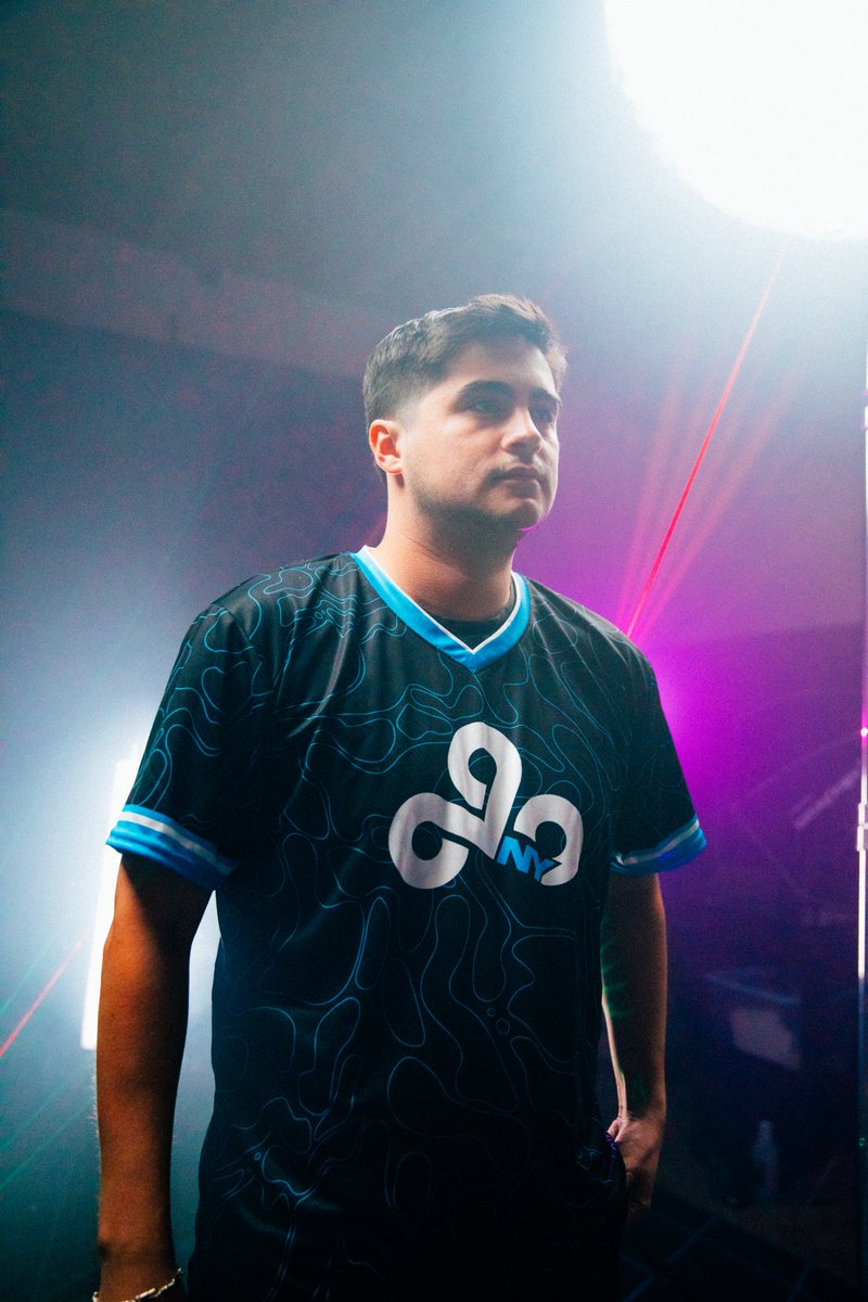 𝐋𝐞𝐯𝐞𝐥 𝟐𝟒 𝐔𝐧𝐥𝐨𝐜𝐤𝐞𝐝. 🎂

Join us in wishing <a href="/itsspart/">Kris</a> a Happy Birthday!