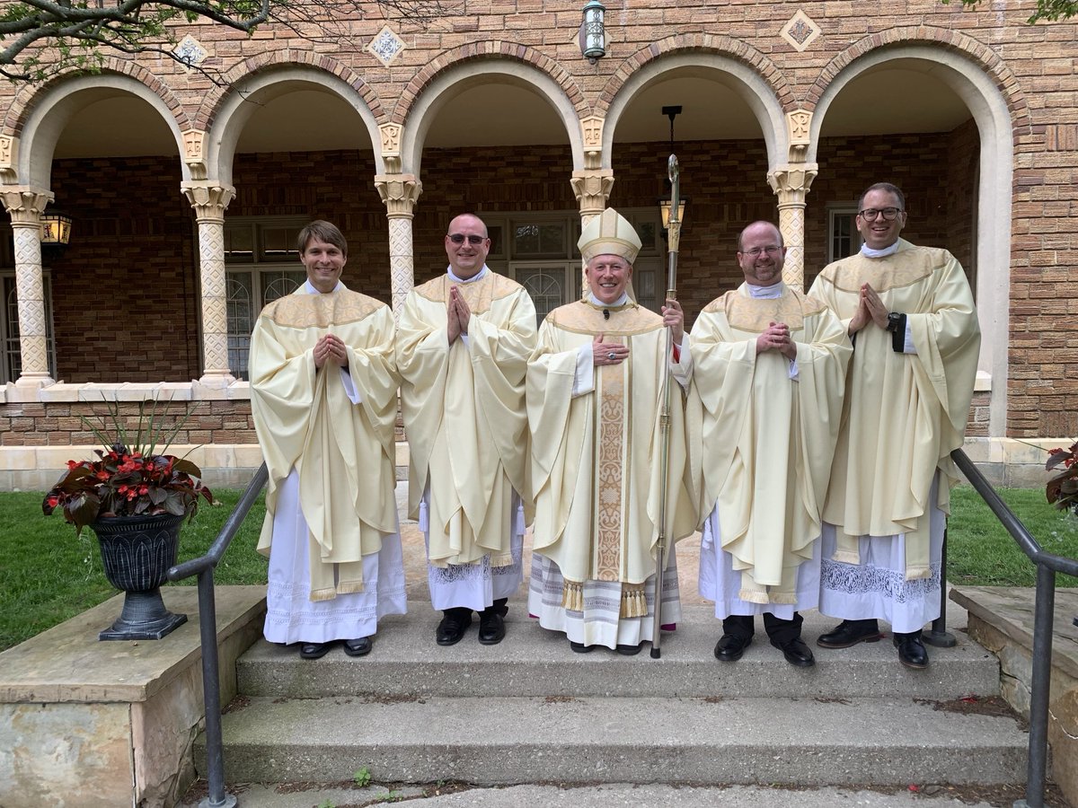 Father David Kidd (@davidkidd2016) on Twitter photo Congratulations to our newest priests of the <a href="/DioceseToledo/">Diocese of Toledo</a> !!!
Father Travis Kahle
Father Eric Kaufman
Father Kevin McGraw Congratulations to our newest priests of the <a href="/DioceseToledo/">Diocese of Toledo</a> !!!
Father Travis Kahle
Father Eric Kaufman
Father Kevin McGraw