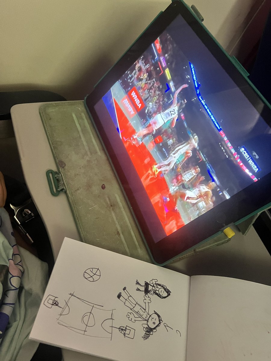CToler529's tweet photo. Sydney cheering on her favorite @CaitlinClark22 and the @IndianaFever 🏀❤️‍🔥 https://t.co/9O9lnQNZNZ