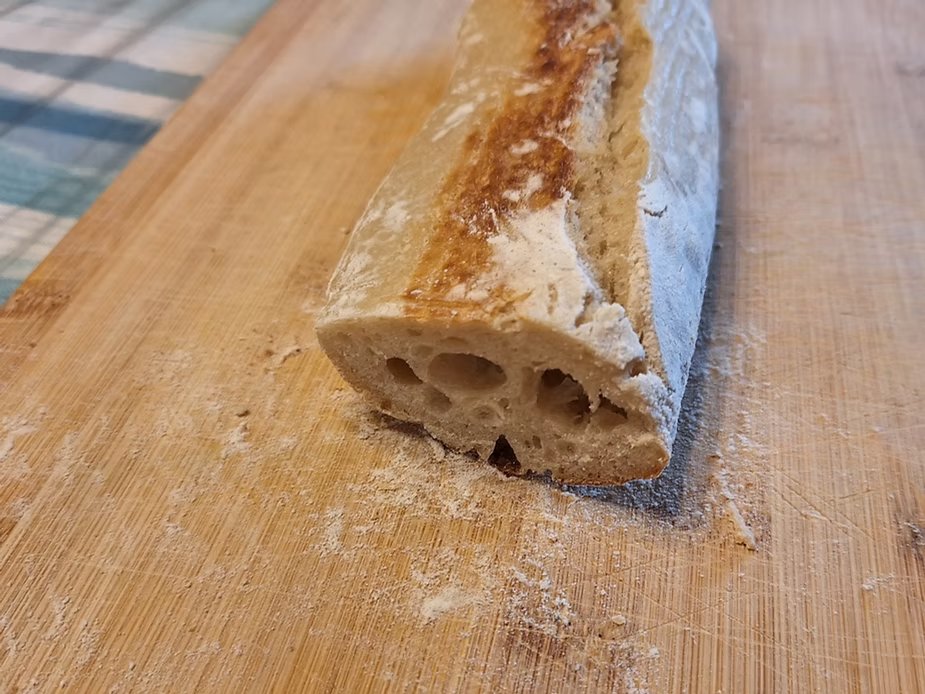 AikitchenBlog's tweet photo. Craving fresh sourdough baguettes today? 🥖
This no-fuss, same-day recipe delivers crusty, chewy loaves without the overnight wait.
Recipe in comments!
#aikitchenblog #sourdough https://t.co/Yi3LW6ezcp