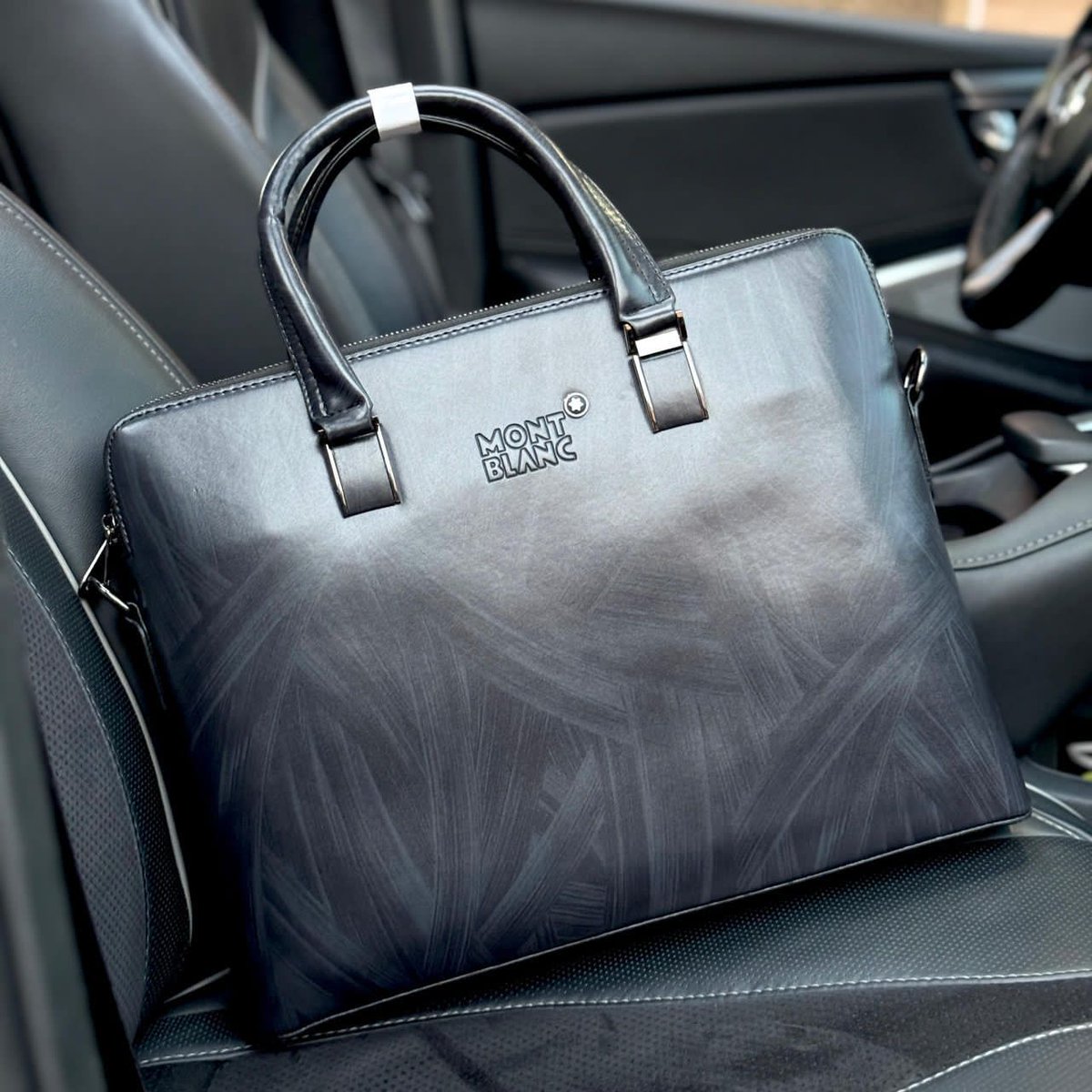 Highly quality leather laptop/files bags available 

Shop on Nexotin Shopping app 
⬇️Download it today 
Apple AppStore 
apps.apple.com/gh/app/nexotin…

Google PlayStore 
play.google.com/store/apps/det…

WhatsApp us to order wa.me/233205462760