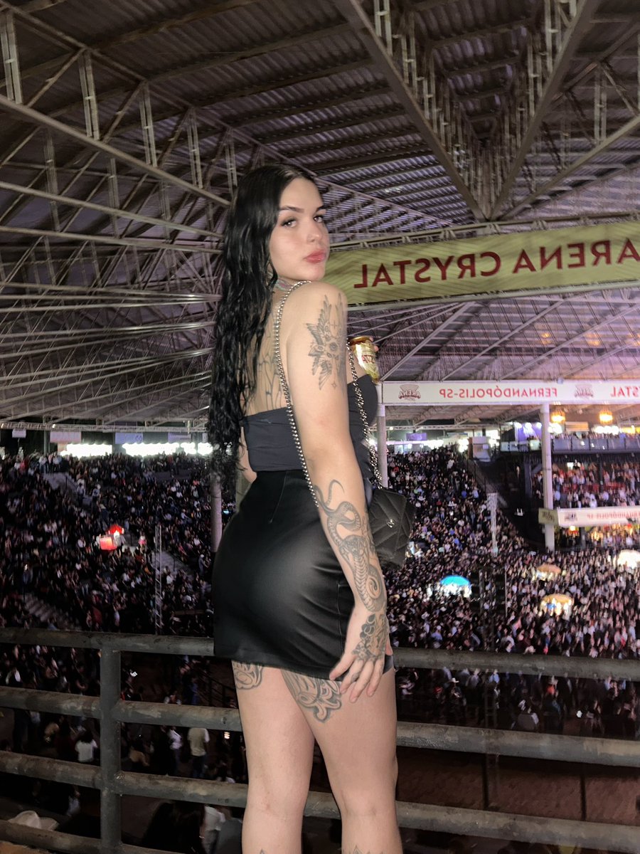 izafusco's tweet photo. a expo de ferpa tava parecendo um formigueiro 🗣️ divei nessa ft https://t.co/VIkNIRerYm