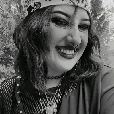 Raging_Sim219's tweet photo. A lot has changed, I have changed. I’ve changed so much to love myself again, after so much pain in my life. I’m finally free to be me, my name is Jayce 🖤⛓️

#NewProfilePic https://t.co/uSBkPnbBnR
