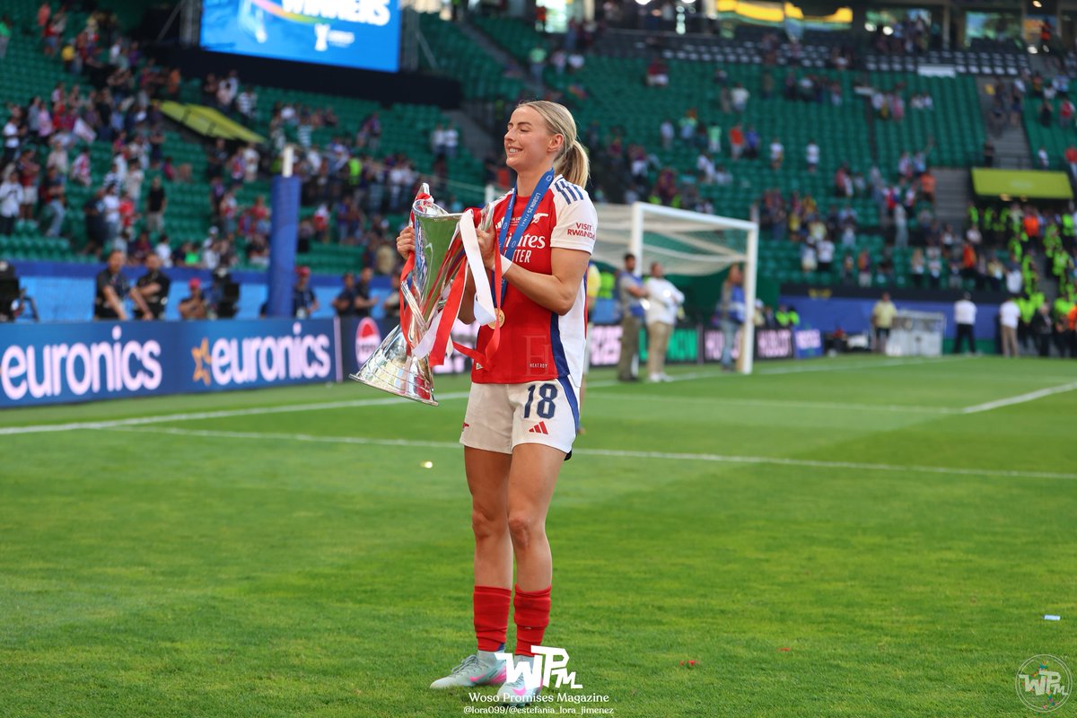 Woso Promises Magazine (@wosomagazine) on Twitter photo Celebración del <a href="/ArsenalWFC/">Arsenal Women</a> 🔴⚪ 🏆🏆Campeón de la <a href="/UWCL/">UEFA Women’s Champions League</a> 🏆🏆
Pronto todo el reportaje de la final
📸 <a href="/Lora099/">Estefania Lora</a>
#WosoMagazine🧩 #UWCL Celebración del <a href="/ArsenalWFC/">Arsenal Women</a> 🔴⚪ 🏆🏆Campeón de la <a href="/UWCL/">UEFA Women’s Champions League</a> 🏆🏆
Pronto todo el reportaje de la final
📸 <a href="/Lora099/">Estefania Lora</a>
#WosoMagazine🧩 #UWCL