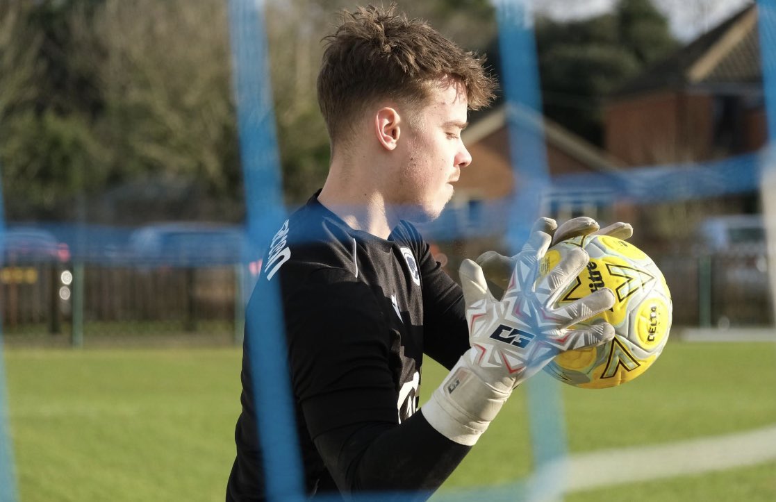 FreeAgentsFC's tweet image. Name: Finn Rushton
Age: 22
Location: North London 
Position: Goalkeeper
Previous Clubs: Marlow FC, Potters Bar Town Fc, Buckhurst Hill FC

Level looking for: Step 4 and above