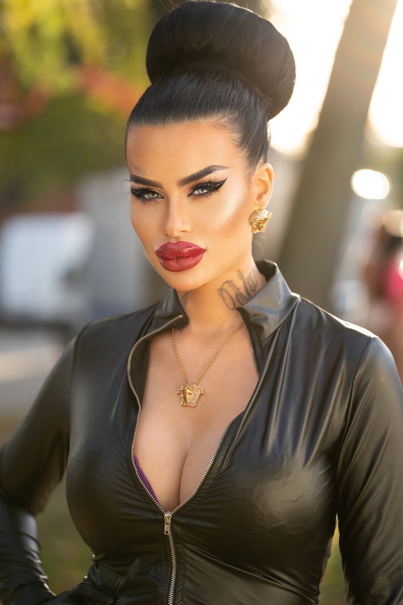 Today is my Spa evening, but tomorrow I am back live on my website fetischbarbie.com and on <a href="/LiveStripDotCom/">Live-Strip.com</a>!