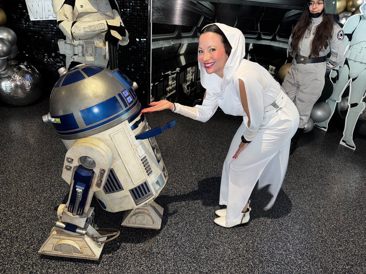 Help me Obi Wan! You're my only hope. #BuiltForThis  #StarWarsDay at the ballpark <a href="/DaikinPark/">Daikin Park</a> <a href="/astros/">Houston Astros</a>