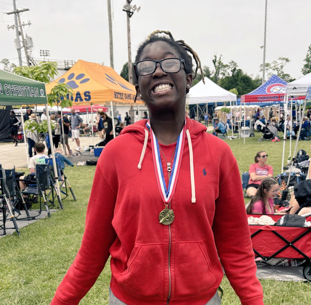 Congrats to our 8th grade runners competing at middle school state. Journey Jackson placed 4th in both 100m &amp; 200m, Karen Sullivan gets state runner-up in 100h. The future is bright for both of these young ladies! #CreekSquad