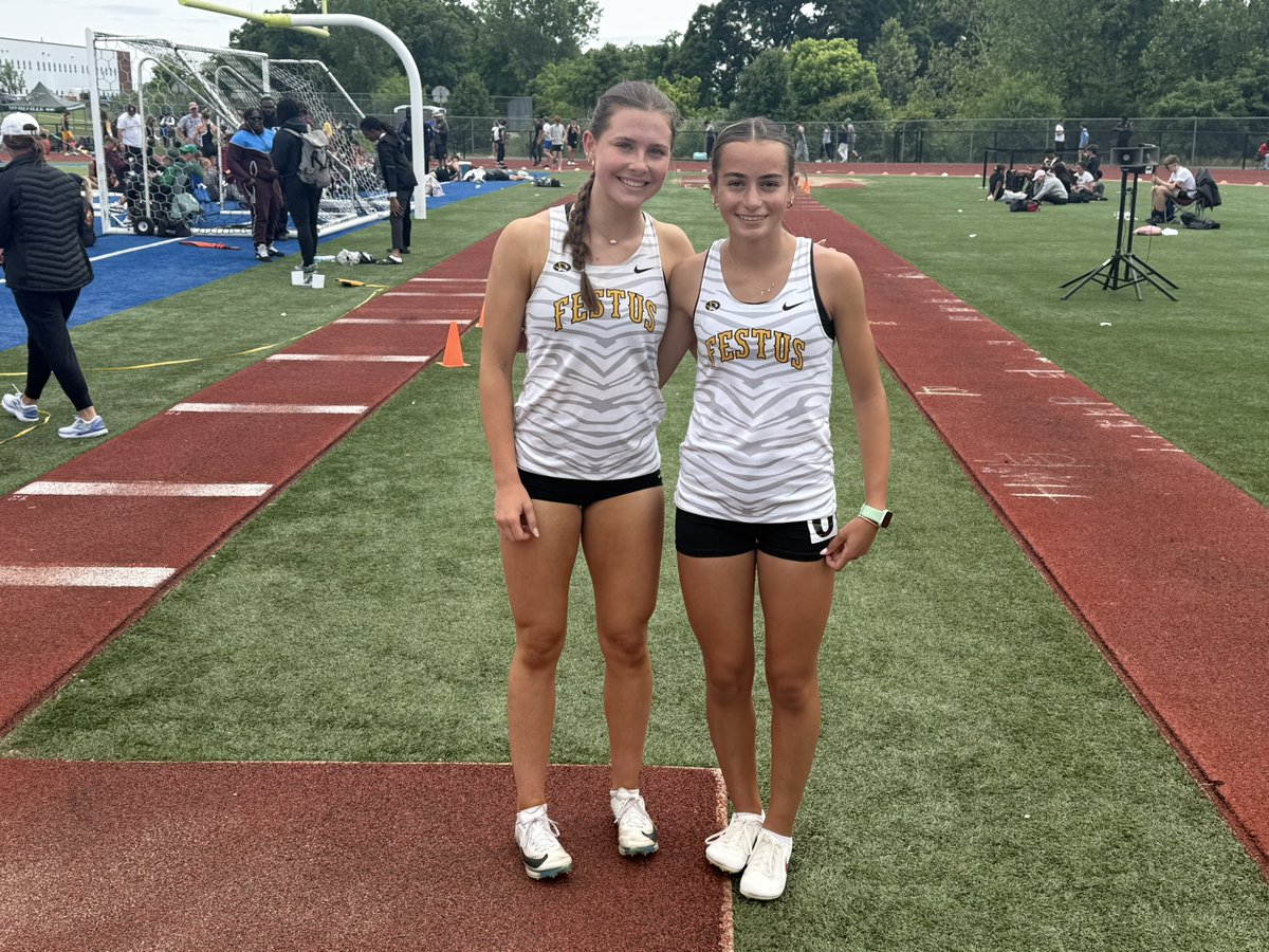 Jess wins 300m hurdles and Hadley gets 4th…both advance to state 🐯