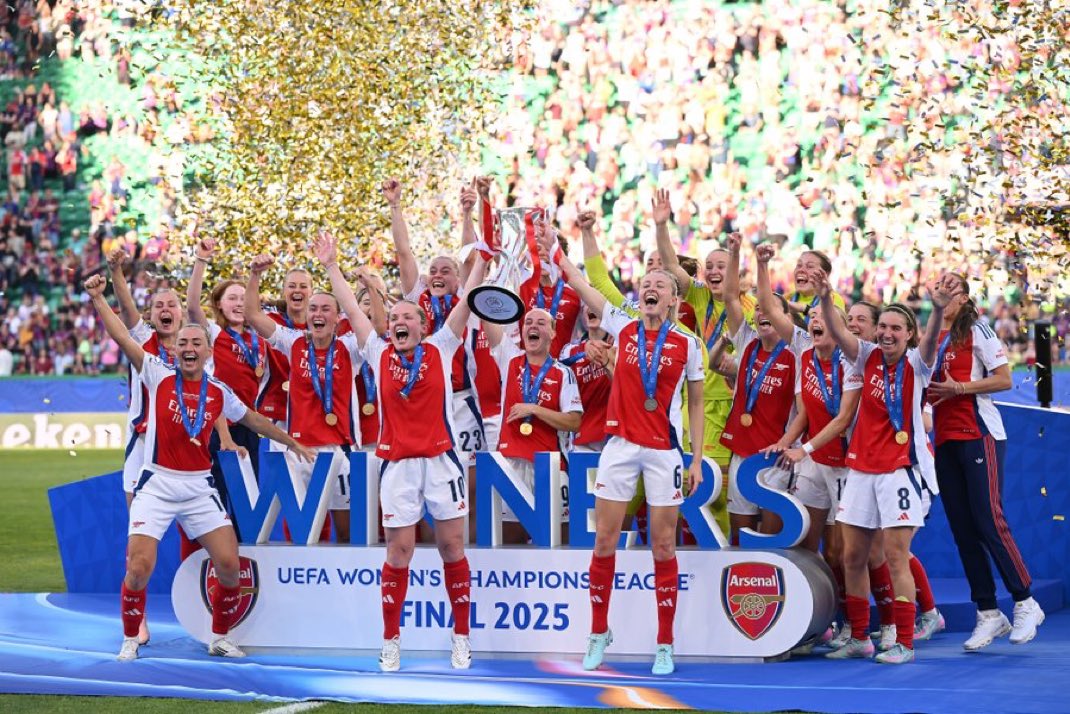 FanzineWSL's tweet photo. European Champions - Arsenal FC 🏆 https://t.co/slELzbUndv