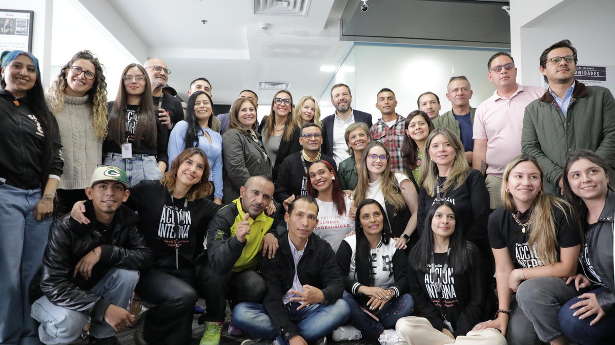 Fundación Acción Interna (@accion_interna) on Twitter photo Desde 2023, en alianza con la Secretaría de <a href="/DesarrolloBta/">Secretaría Desarrollo Económico</a> de <a href="/Bogota/">Alcaldía de Bogotá</a>, en Fundación Acción Interna hemos acompañado a más de 277 personas pospenadas con atención psicosocial, jurídica y formación laboral. De ellas, 96 ya tienen empleo y el 86% sigue trabajando. Desde 2023, en alianza con la Secretaría de <a href="/DesarrolloBta/">Secretaría Desarrollo Económico</a> de <a href="/Bogota/">Alcaldía de Bogotá</a>, en Fundación Acción Interna hemos acompañado a más de 277 personas pospenadas con atención psicosocial, jurídica y formación laboral. De ellas, 96 ya tienen empleo y el 86% sigue trabajando.