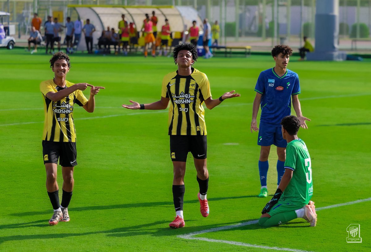 فراس العامري 
يساهم في فوز الاتحاد 
احد ابناء محافظة الشقيق ..
مهاجم نادي ابها سابقا ..