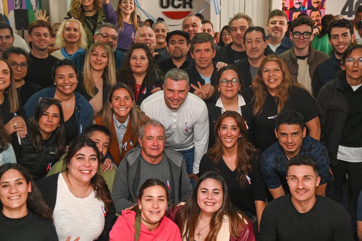 Gran festejo Patrio y encuentro radical en Godoy Cruz!  Y gran trabajo de ese comité que acompaña y fortalece cada acción de gobierno. Sigamos haciendo  grande al departamento y la provincia!.
<a href="/diegocostarelli/">Diego Costarelli</a>