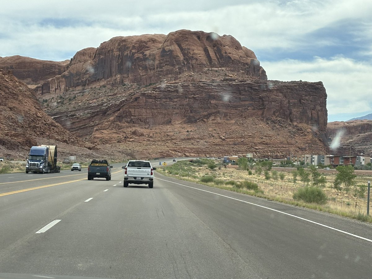 Roadtrip to Tucson! 
(Ok, we’re hauling another u-haul of stuff… but I’m going to share pics of the adventure!)