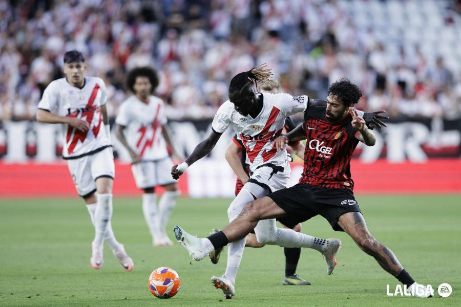 elchiringuitotv's tweet photo. ⏳¡DESCANSO! Con estos resultados, Celta y Rayo, clasificados para Europa. #LALIGAEASPORTS

➡️ Getafe 1-1 Celta de Vigo | 45'
➡️ Alavés 0-0 Osasuna | 45''
➡️ Rayo Vallecano 0-0 Mallorca | 45'

🟣https://t.co/FSnKgxV5Yj
🔴https://t.co/A2MGGqBiFy
🔵https://t.co/xBJBEYJEej
🟢https://t.co/o6yAyu7IAy
⚫️https://t.co/2X2x8JX3LM