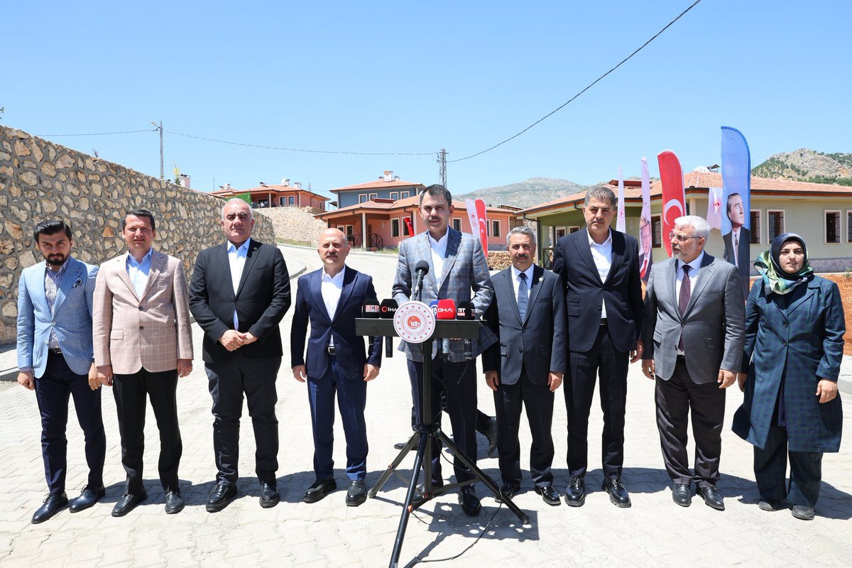 Ak Parti İlçe Başkanı Olgun, Adıyaman’ı Hep Birlikte Ayağa Kaldıracağız

AK Parti Merkez İlçe Başkanı Mehmet Fatih Olgun, Çevre, Şehircilik ve İklim Değişikliği Bakanı Murat Kurum’un Adıyaman’da gerçekleştirdiği ziyaretle ilgili açıklamalarda bulundu. Zey Köyü kırsal konutları,
