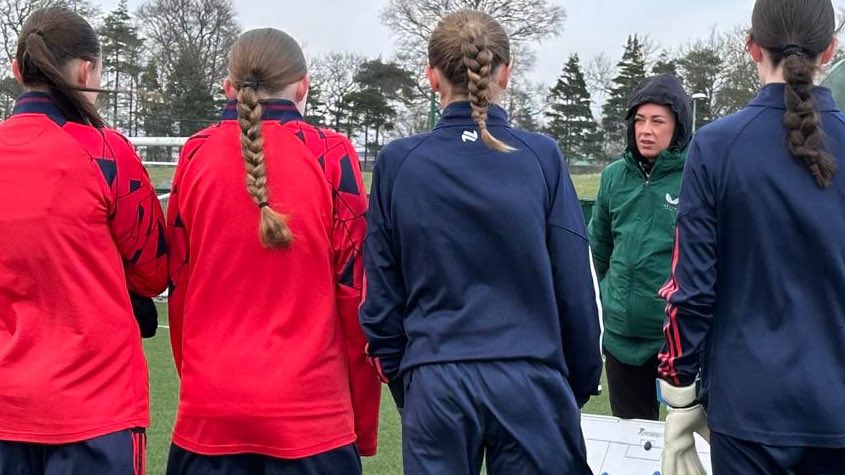 🔄🔙 Throw back to when some of our women’s academy players were coached by former <a href="/shelsfc/">Shelbourne FC 🏆</a> player and 𝗨𝗘𝗙𝗔 𝗖𝗵𝗮𝗺𝗽𝗶𝗼𝗻𝘀 𝗟𝗲𝗮𝗴𝘂𝗲 𝗪𝗶𝗻𝗻𝗲𝗿 <a href="/Katie_McCabe11/">Katie McCabe</a> 🏆🥇