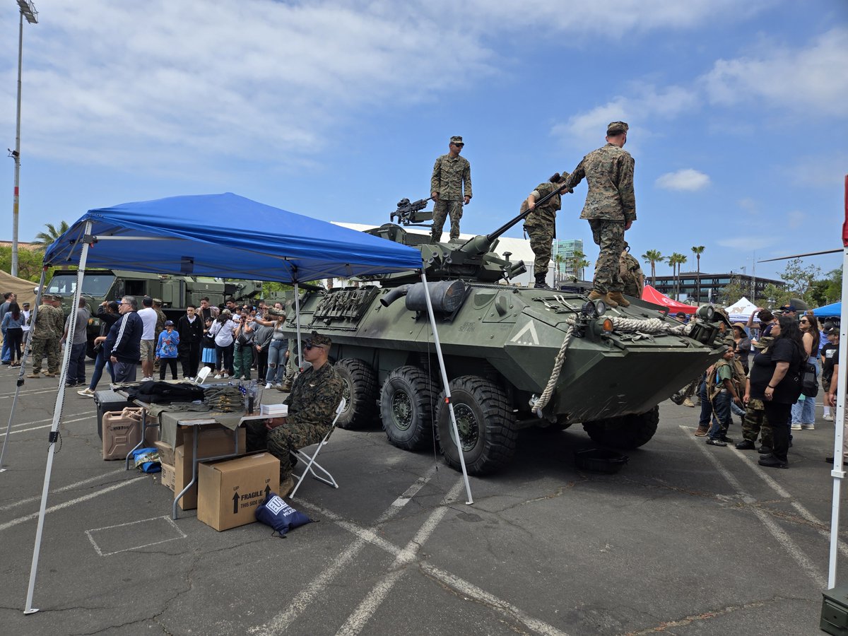 rantg1's tweet image. #LAFleetWeek2025