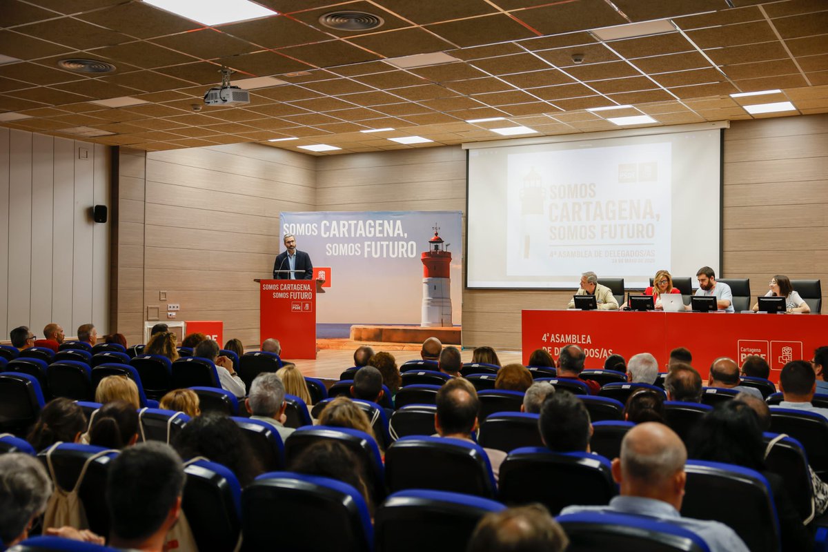 Enhorabuena <a href="/Manolo_Torres_/">Manolo Torres García</a> por tu reelección como Secretario General de Cartagena. Cuentas con un gran equipo para conseguir un futuro mejor en Cartagena y en la Región.

🌹Adelante compañero.