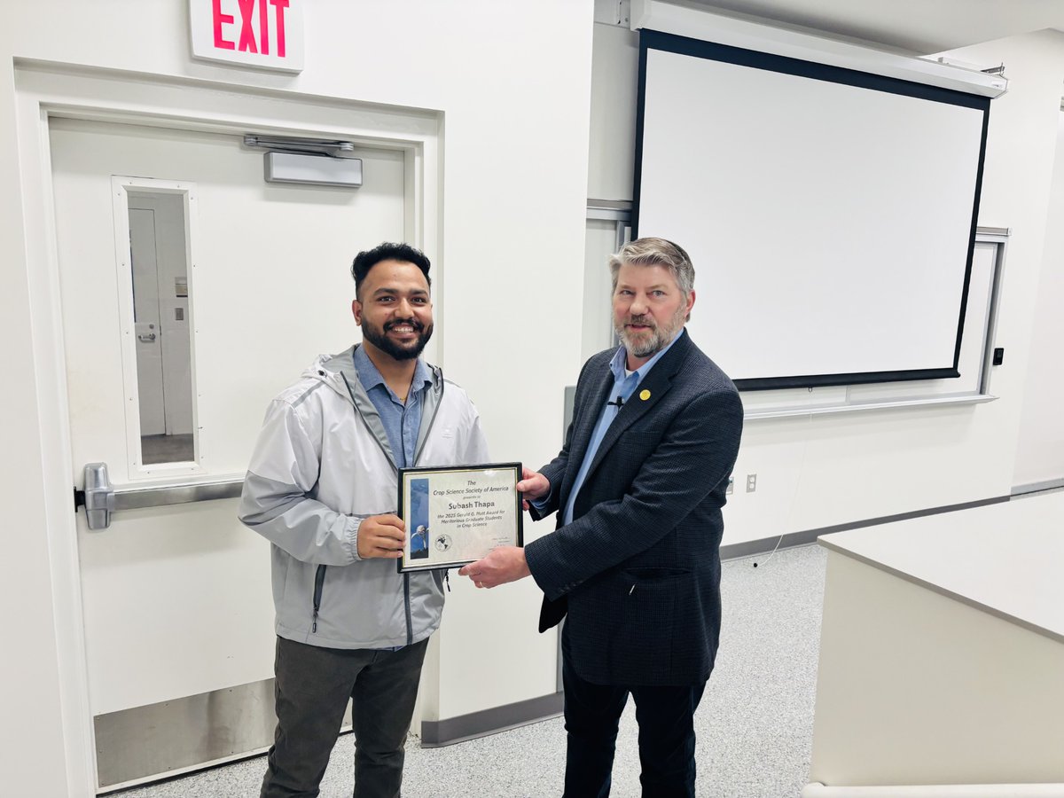 Subash Thapa (@subashsdsu) on Twitter photo I am honored to receive the 2025 Gerald O. Mott Award for Meritorious Graduate Students in <a href="/ASA_CSSA_SSSA/">Agronomy, Crop, and Soil Science Societies</a>. Thanks to my advisor, Dr. Sunish Sehgal, for his invaluable guidance and mentorship throughout my academic journey. <a href="/WheatInnovation/">SDSU Winter Wheat Breeding</a> <a href="/SDState/">South Dakota State University</a> <a href="/SDStateCAFES/">SDSU College of Ag, Food & Environmental Sciences</a>
#SDSU #CSSA I am honored to receive the 2025 Gerald O. Mott Award for Meritorious Graduate Students in <a href="/ASA_CSSA_SSSA/">Agronomy, Crop, and Soil Science Societies</a>. Thanks to my advisor, Dr. Sunish Sehgal, for his invaluable guidance and mentorship throughout my academic journey. <a href="/WheatInnovation/">SDSU Winter Wheat Breeding</a> <a href="/SDState/">South Dakota State University</a> <a href="/SDStateCAFES/">SDSU College of Ag, Food & Environmental Sciences</a>
#SDSU #CSSA