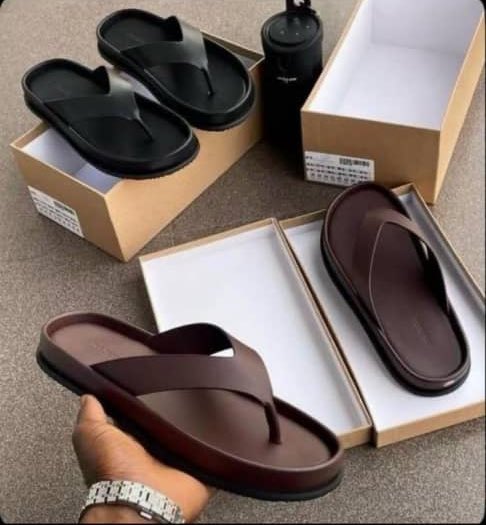 xc_nigeria's tweet image. N18,000 (WhatsApp 09092639873)

Cuppy THE ONLY IN THE LAND #TatataVideo Kneeling Cut 1 #UWCLfinal