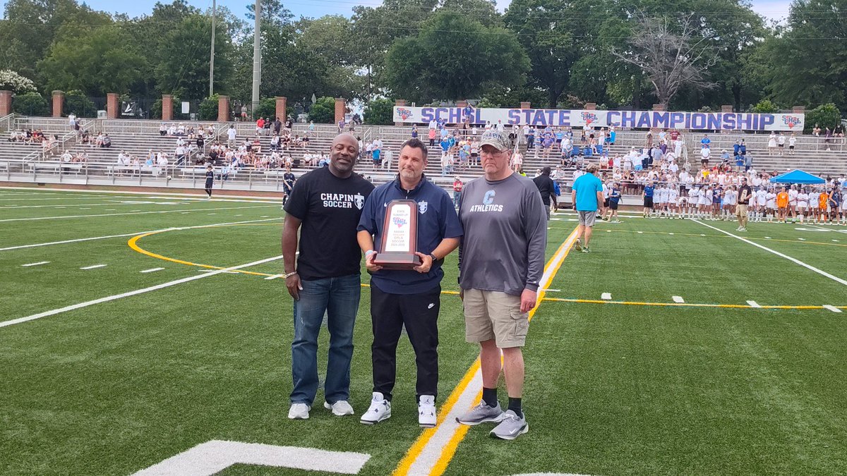 junebugnewyork's tweet photo. @chapinsoccer head coach Chad Bridges accepts the @SCHSL Class 5A Division II runner-up trophy https://t.co/tEqzCxsC2o