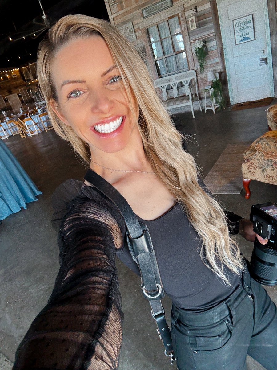 HaleyRocknRose's tweet photo. Thank you God for waking me up today and for all the opportunity in the world! 

It’s TEXAS ROCK N ROSE WEDDING PHOTOGRAPHY wedding day in George West, Texas! https://t.co/rUAHybHEj8