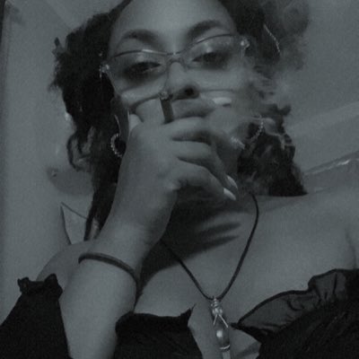 AyeItsAreya's tweet photo. #NewProfilePic https://t.co/bvmNqfMQdD