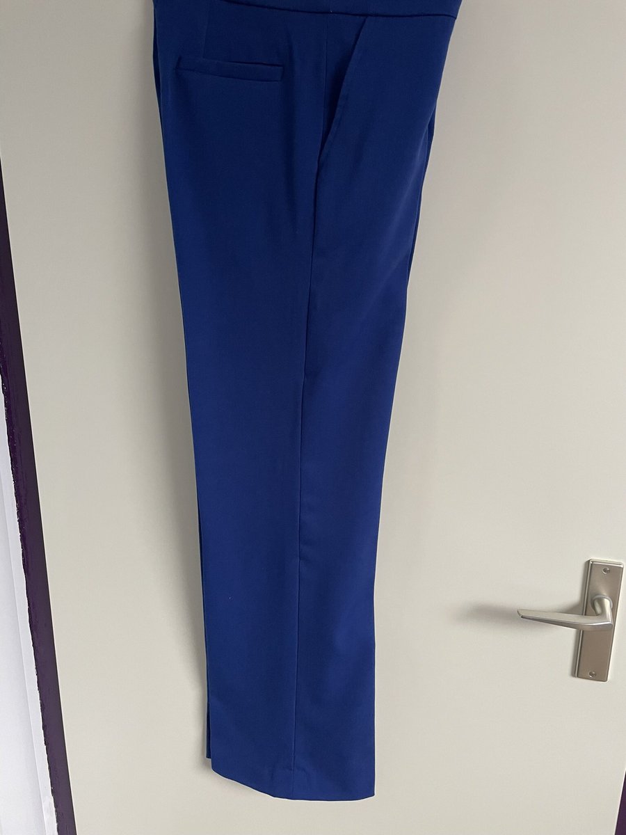 onsan1's tweet image. #mei_nmooistefotos
#kleding
@AnitaPeeters 
Kleding maken is mijn grootste hobby, ook teken ik zelf mijn patronen op mijn eigen maten. Hier een broekpak uit mijn hand