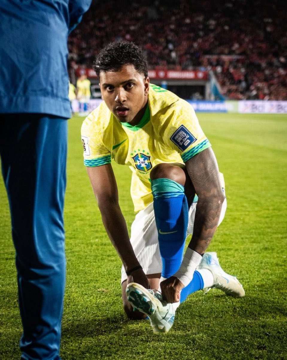 yo ya lo dije, Rodrygo en el City sería un escándalo. le iría muy muy bien y estoy seguro que Pep podría sacarle su mejor versión, ojalá se dé y ese rumor que está dando vueltas sea cierto. 

la gente lo infravalora muchísimo, no la están viendo.