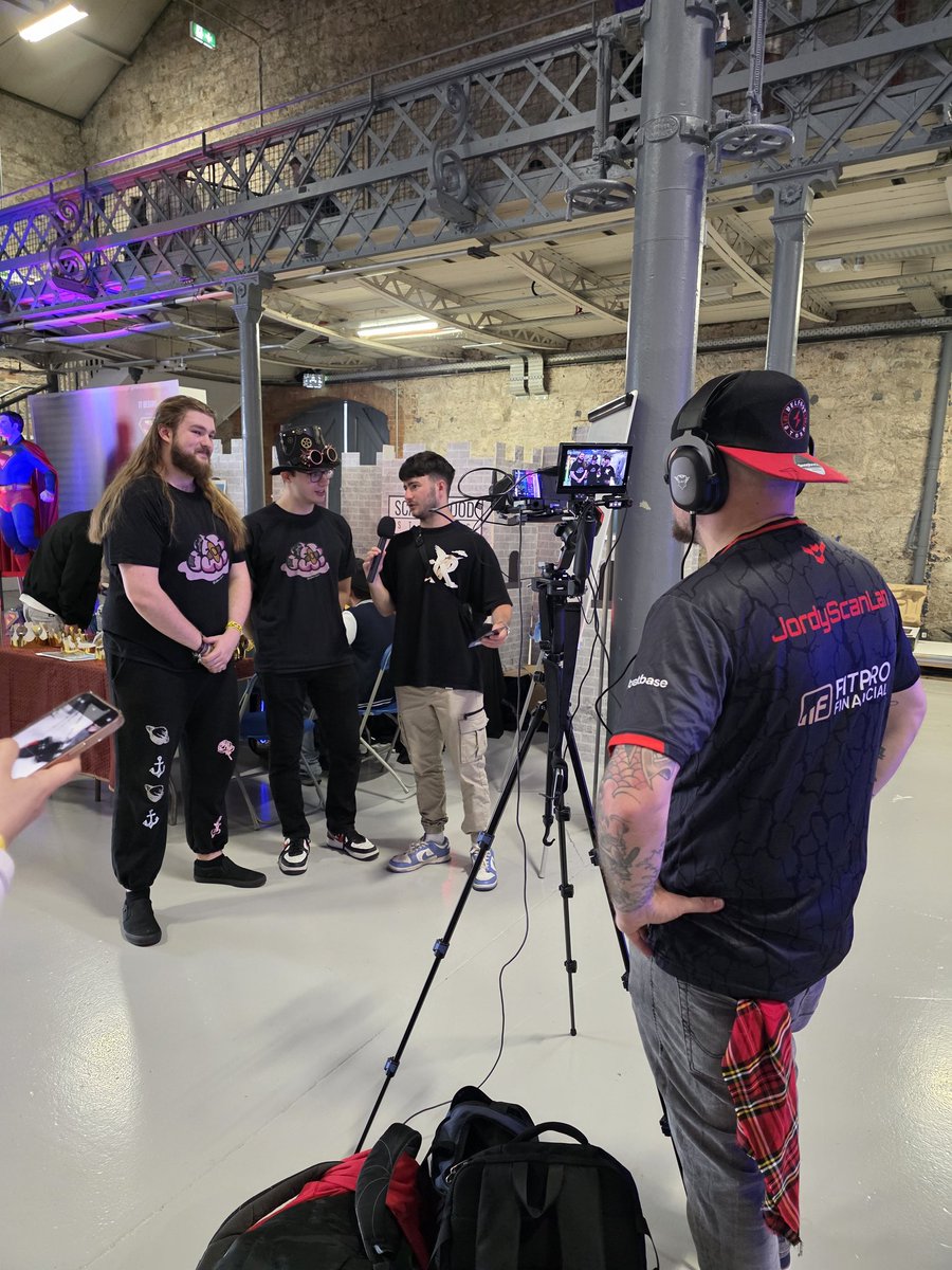 Belfast Storm (@belfaststorm) on Twitter photo 😀 A cracking day at <a href="/GamerFest_ie/">GamerFest Dublin</a>
Big thanks to <a href="/WYLDE_gg/">WYLDE⚡️</a> for putting on the entertainment and allowing one of our young ones to win a Siege 1v1! 🙏
<a href="/jordyscanlad/">JordyScanLad</a>
<a href="/tY1eRuk_/">TylerJ</a>
<a href="/dylan_brucedj/">dylan bruce</a>
<a href="/Carnate301/">Ross - Carnate (Belfast Storm) </a>
<a href="/TheOGMamba/">Clayton • Mamba</a>
<a href="/BSG_Stuart/">Stuart McAllister</a>
<a href="/TimboUK_/">Twistzz</a> 😀 A cracking day at <a href="/GamerFest_ie/">GamerFest Dublin</a>
Big thanks to <a href="/WYLDE_gg/">WYLDE⚡️</a> for putting on the entertainment and allowing one of our young ones to win a Siege 1v1! 🙏
<a href="/jordyscanlad/">JordyScanLad</a>
<a href="/tY1eRuk_/">TylerJ</a>
<a href="/dylan_brucedj/">dylan bruce</a>
<a href="/Carnate301/">Ross - Carnate (Belfast Storm) </a>
<a href="/TheOGMamba/">Clayton • Mamba</a>
<a href="/BSG_Stuart/">Stuart McAllister</a>
<a href="/TimboUK_/">Twistzz</a>
