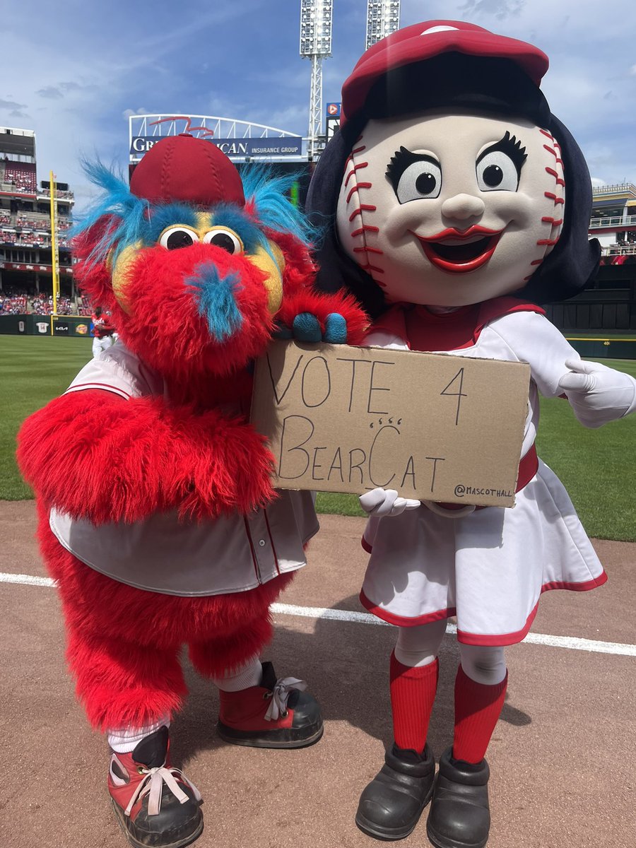 Cincy Mascots 🤝 Cincy Mascots
LAST DAY OF VOTING FOR <a href="/MascotHall/">MASCOT HALL OF FAME</a>‼️ <a href="/Reds/">Cincinnati Reds</a> 

mascothalloffame.com/2025-the-vote