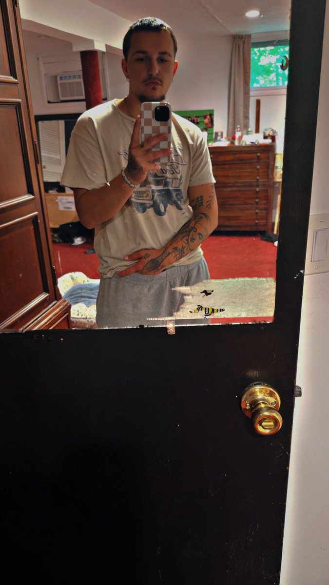 I’m out the loop, I’m outta range 😮‍💨✌️