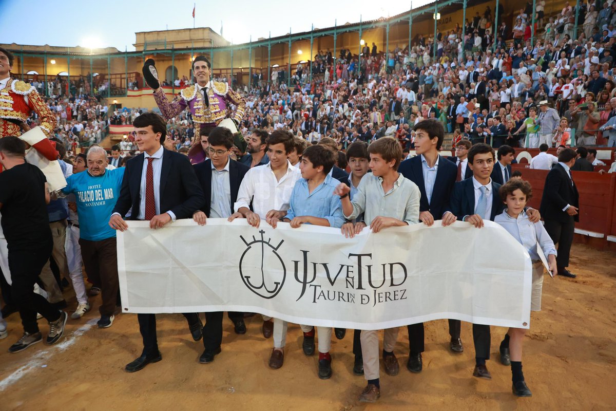 Toros Jerez tweet media