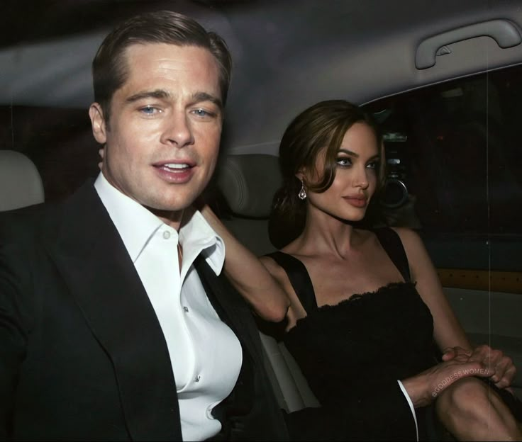 Artık birçok erkek, kadınlarla gerçek bağ kuramıyor.
Sadece konuşamıyor değil…

→ Göz teması kuramıyor
→ Yaklaşamıyor
→ Gerçek ilgiyi hissedemiyor
→ Ya idealize ediyor ya da yabancılaşıyor

Bu, yalnızca özgüven sorunu değil.
Bu; dopamin, travma, ekran ve anlam kaybı sorunu.