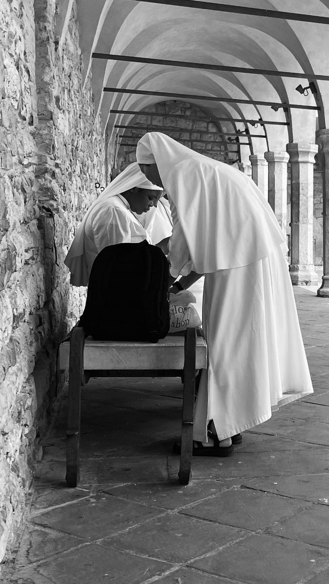 NicoDid64's tweet photo. « Sorelle »
Assisi - Juin 2024

#artoftheday #arte #artsy #art  
#photodujour #photooftheday #photo #picoftheday #artoftheday #photoshoot #travelphotography #landscape #voyage #voyager #voyageursdumonde #nomad #roadtrip #roadtripping #longwalker #voyageursapied https://t.co/W9VCNEGOzH