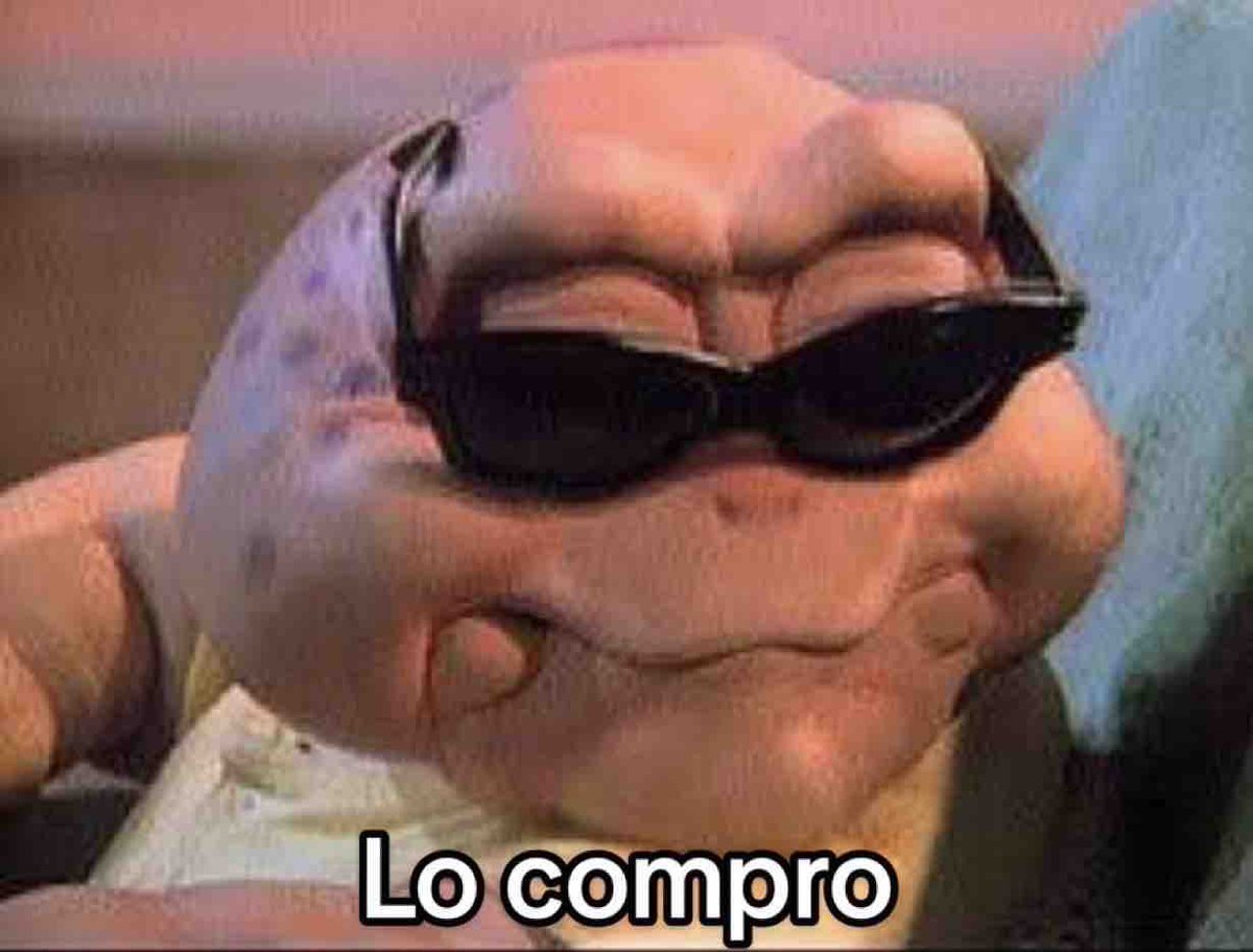 Guarromantico_'s tweet photo. Yo cuando al fin tengo dinero y veo algo completamente innecesario para mi vida. https://t.co/ttX8GsMd6i