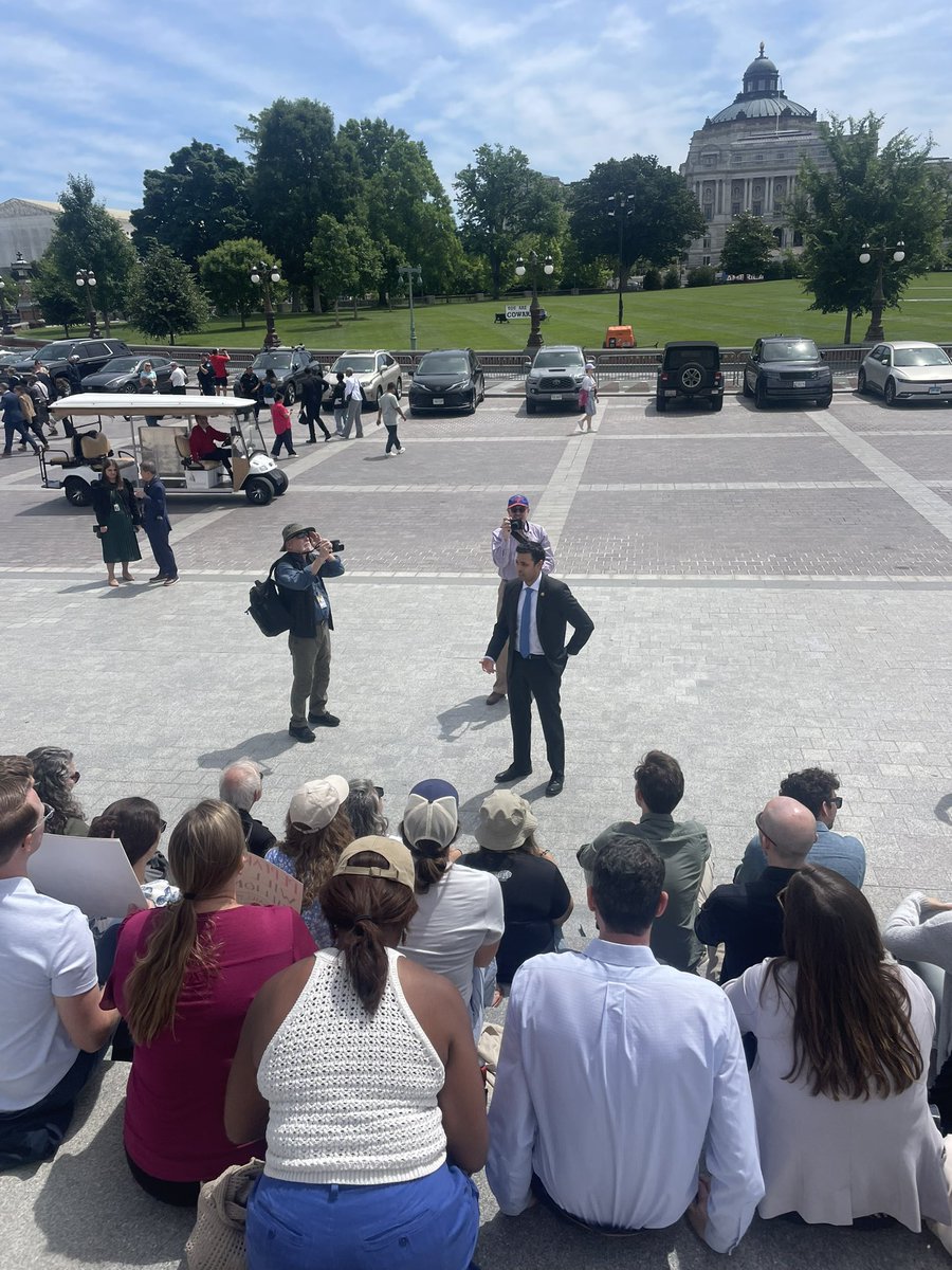 Rep. Suhas Subramanyam (VA-10) (@repsuhas) on Twitter photo This week, I met with federal workers that <a href="/POTUS/">President Donald J. Trump</a> fired.
I will keep fighting for them and the work they’ve done every day in Congress. This week, I met with federal workers that <a href="/POTUS/">President Donald J. Trump</a> fired.
I will keep fighting for them and the work they’ve done every day in Congress.
