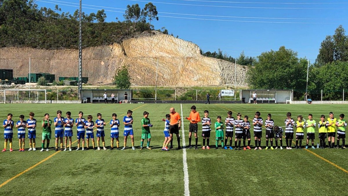 🇮🇨 Infantis B1

FC Cesarense  1️⃣-3️⃣  SC Vista Alegre

⚪️🔵
#CrescemosJuntos
#JuntosSomosTalé