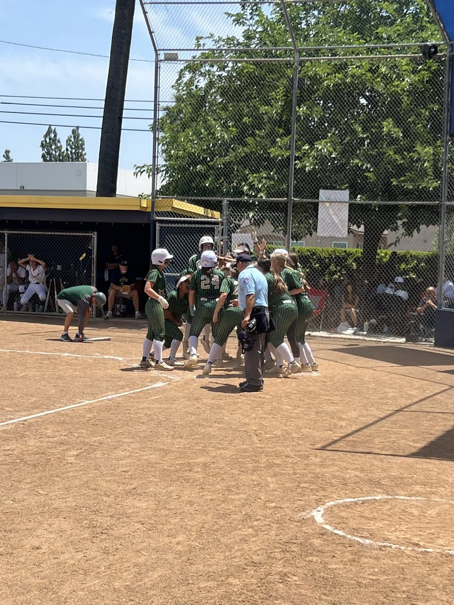 <a href="/vcspreps/">VCS Preps</a> Audrina Tinoco with the 3 run bomb and the Lady Seraphs take 4–1 lead in 7th!