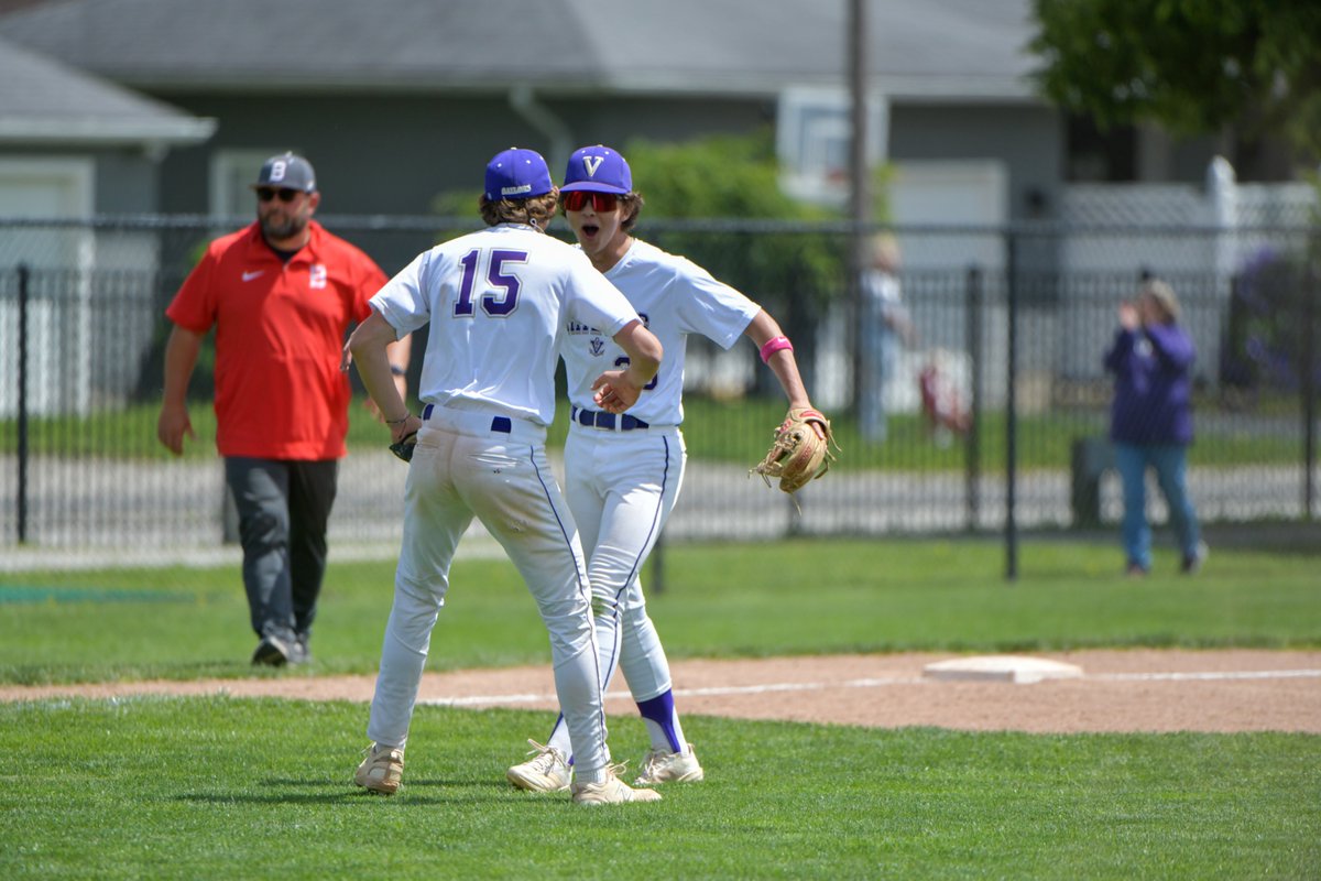 PHOTOS: Vermilion v. Bellevue | Baseball📸   

(Full gallery on my Facebook as well)

dropbox.com/scl/fo/xxdh9l1…
