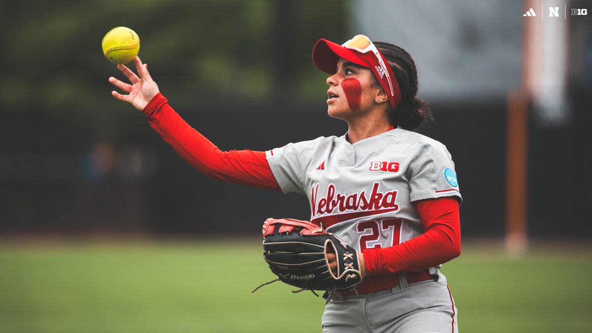 HuskerSoftball's tweet photo. Win the day. https://t.co/x5S6k4ed9e