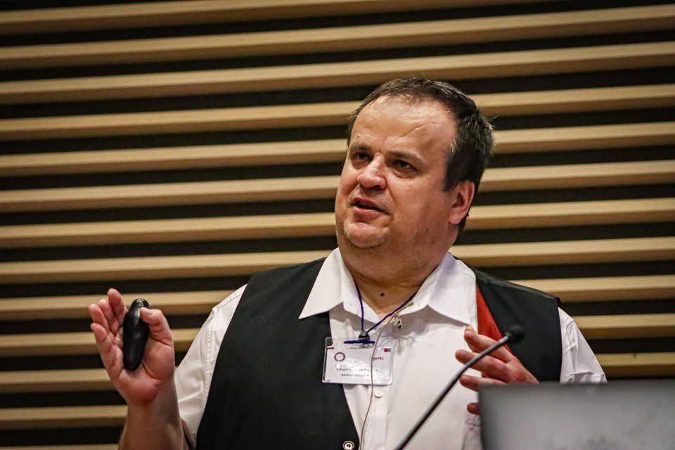 Darius Burschka tweet media