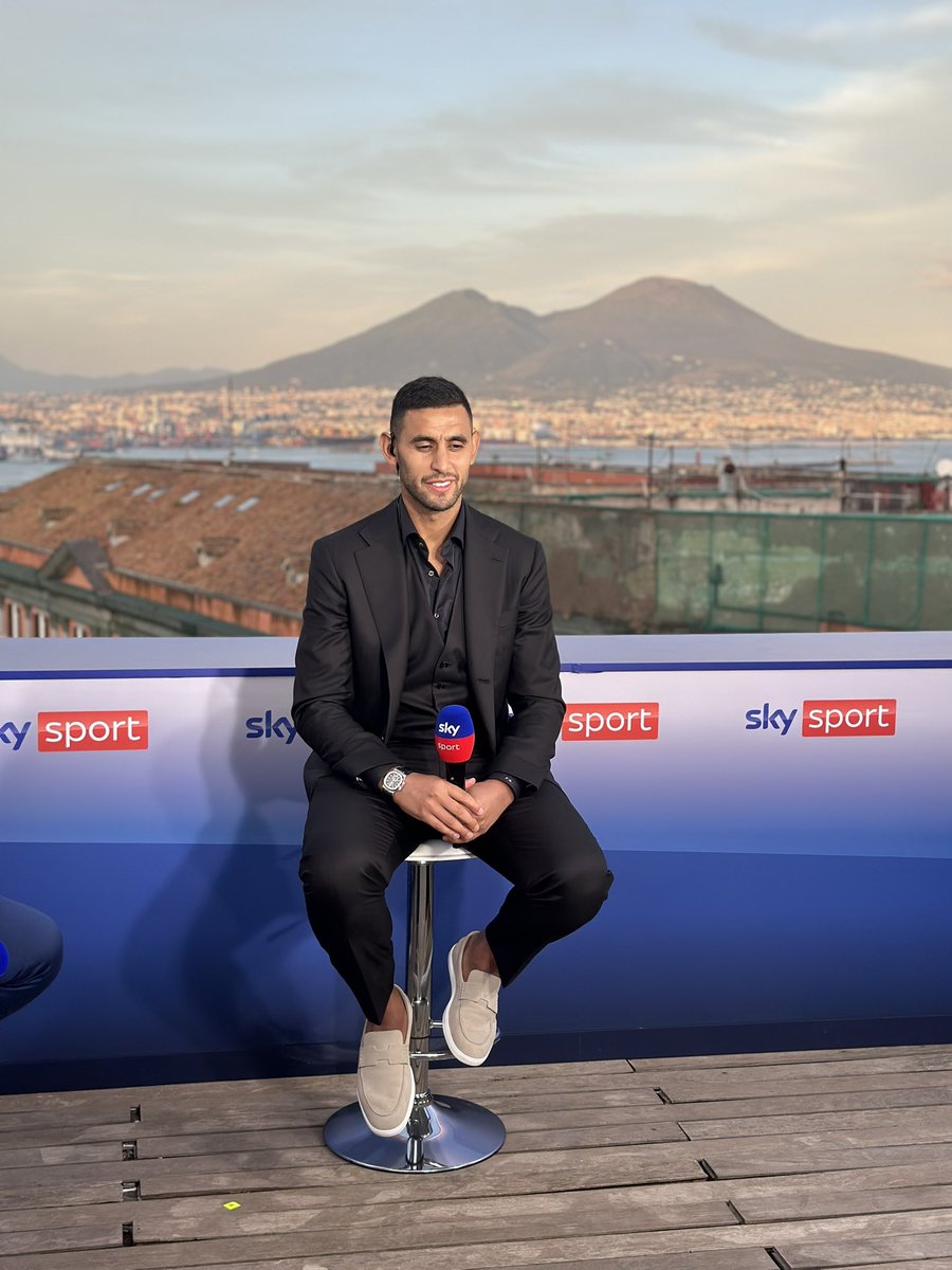 GhoulamFaouzi's tweet photo. 🏆 @sscnapoli 👏🏽

#FG https://t.co/ylr3pV7dX0
