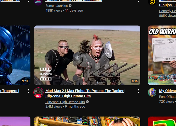 YoruTube's tweet photo. Me topé con esta miniatura. Resulta que es un fotograma de un clip de Mad Max 2. Yo creí que era @MagnusMefisto_ 😂 https://t.co/o8oFauczgk