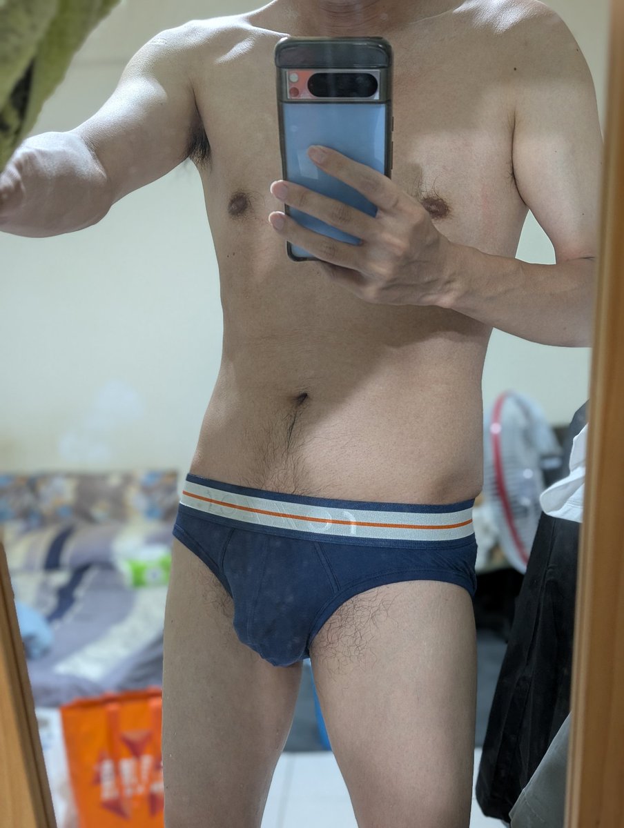 新買的內褲好好看喔
喜歡😍😍