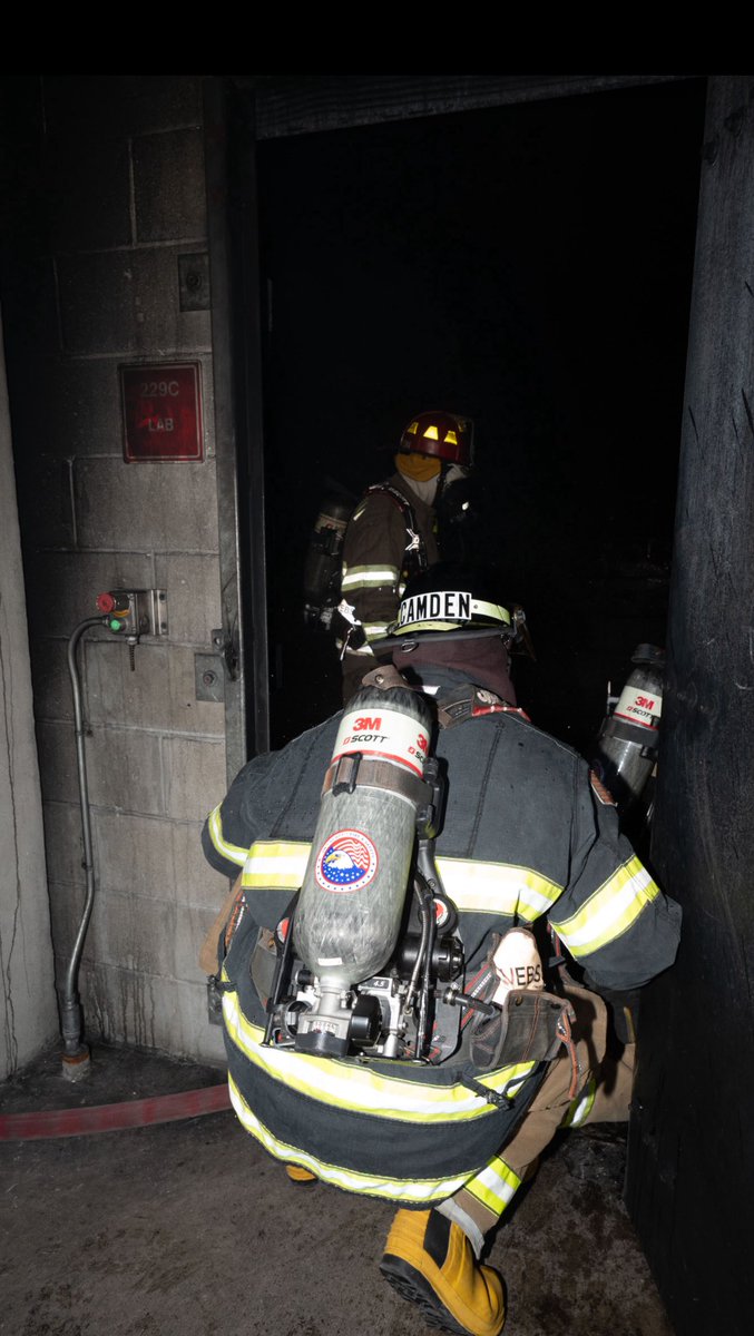 Austin_Camden's tweet image. 4 more week of the Fire Academy and I’m done. It’s been a journey so far!